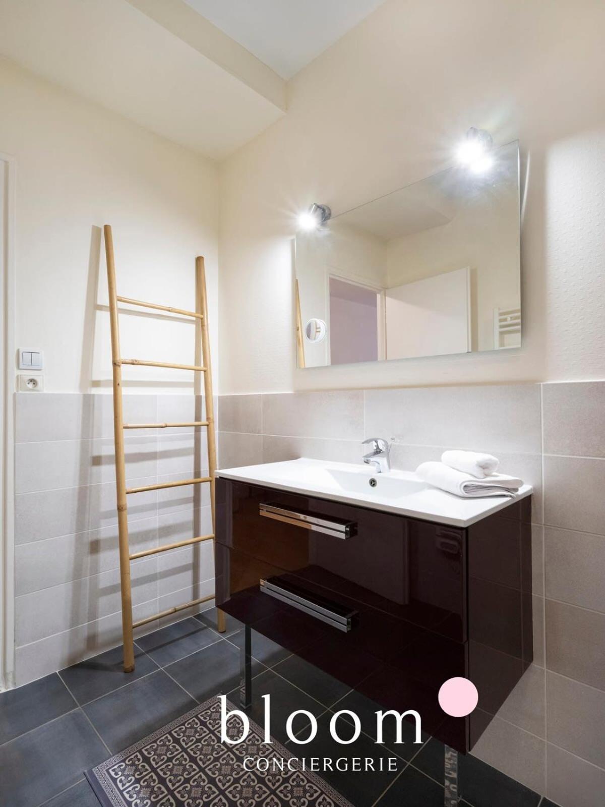 Le Prestige Stanislas 65M2 Tout Equipe Appartement